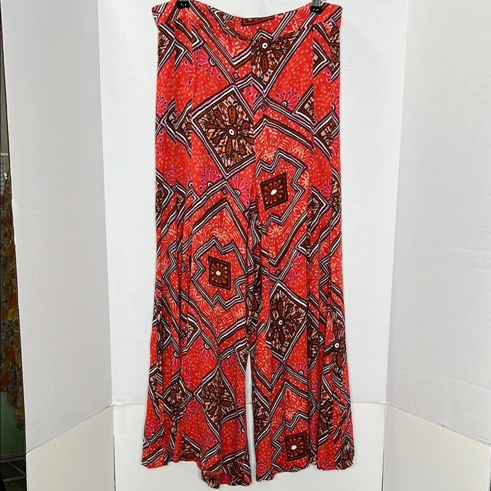 Anthropologie Skirted Wide Leg Pants Red Geometric Print High Rise 6 - Picture 2 of 7